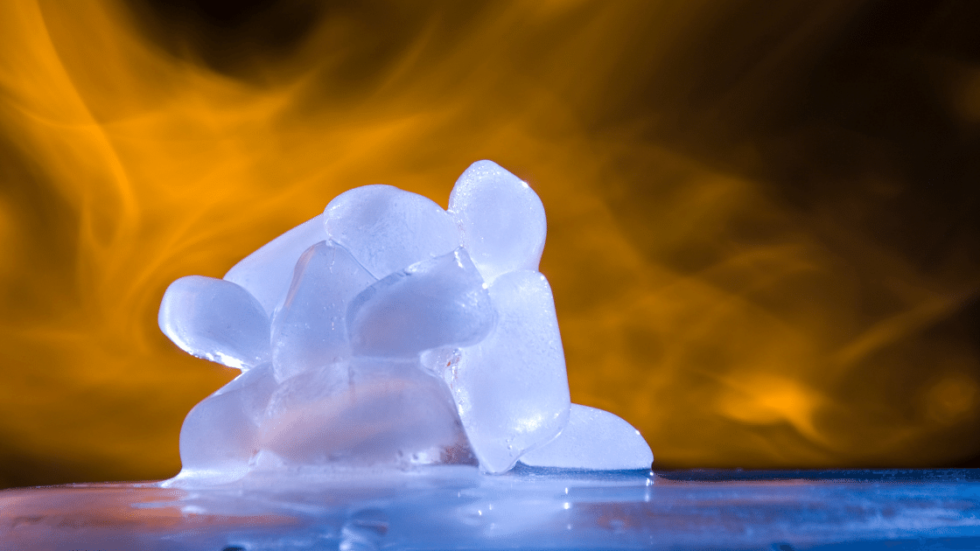 What Is the Difference Between Heat and Ice Therapy? Moyer Total Wellness